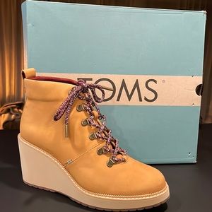 Tom’s Melrose Tan Oiled Nubick
